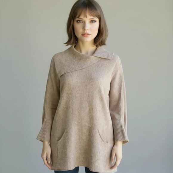 Bloomingdales AQUA Cashmere Coastal Grandma Oversized Poncho Minimalist Sweater - Picture 1 of 12